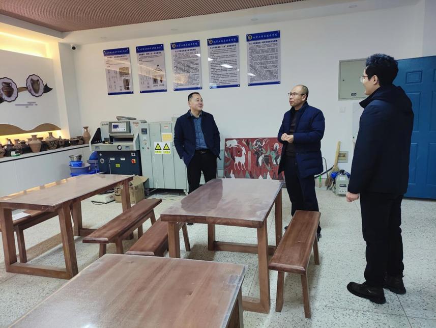 公司开展寒假前实验室安全检查 